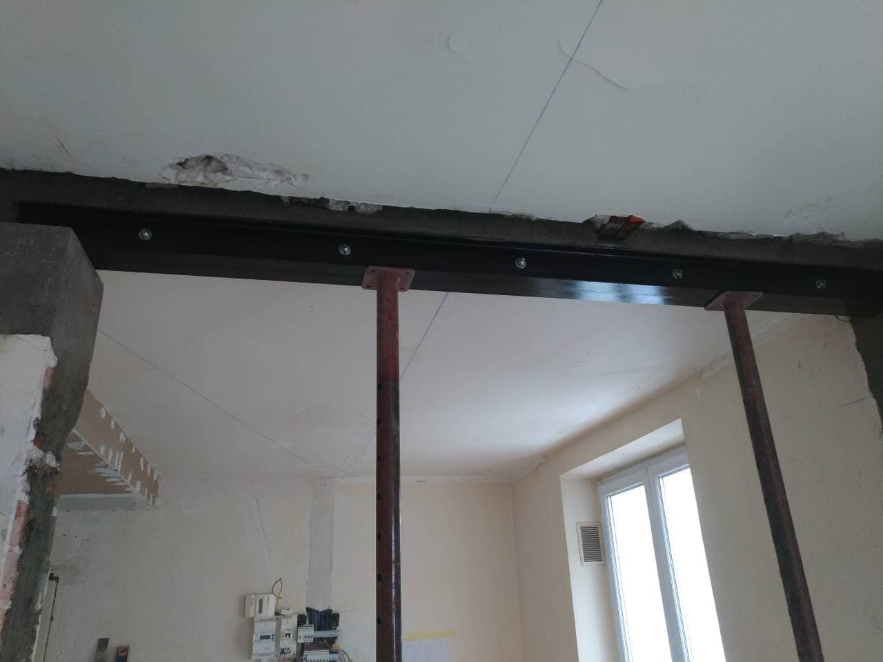 Démolition d'un Mur Porteur en Brique et Béton Armé à Paris