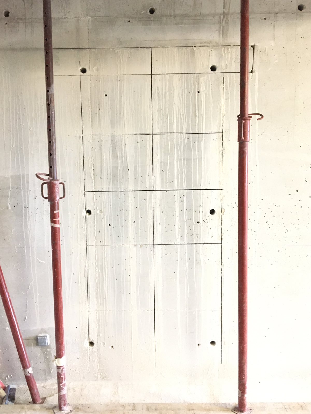 Création d'une porte dans un mur porteur à Villefranche-sur-Mer - Agrandissement d'une baie