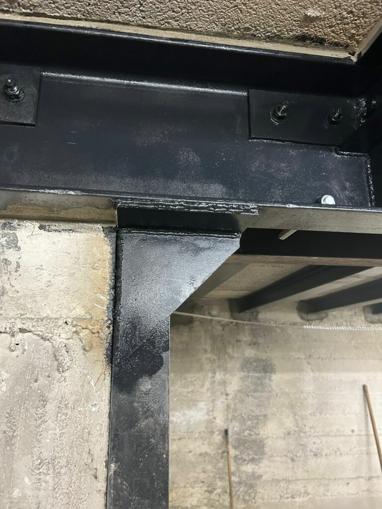 Renforcement de plancher par structure métallique à Nice - Renforcement des poutres