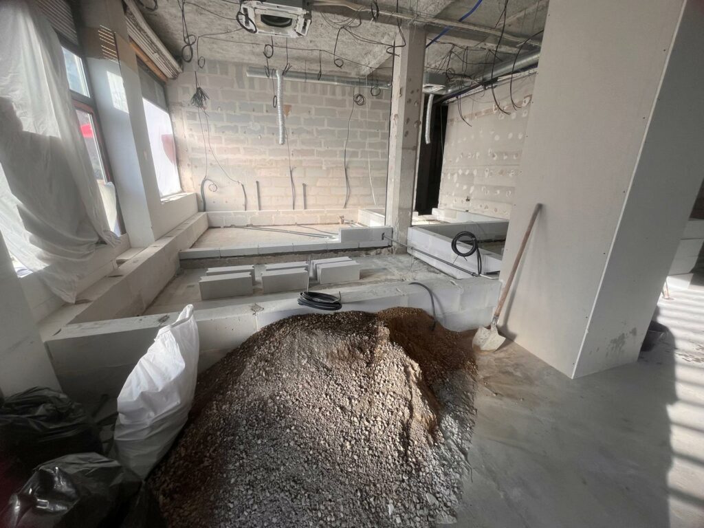 Création d’un plancher béton avec isolant technique – Hôtel Albert 1er à Nice 06000 - Structure en béton