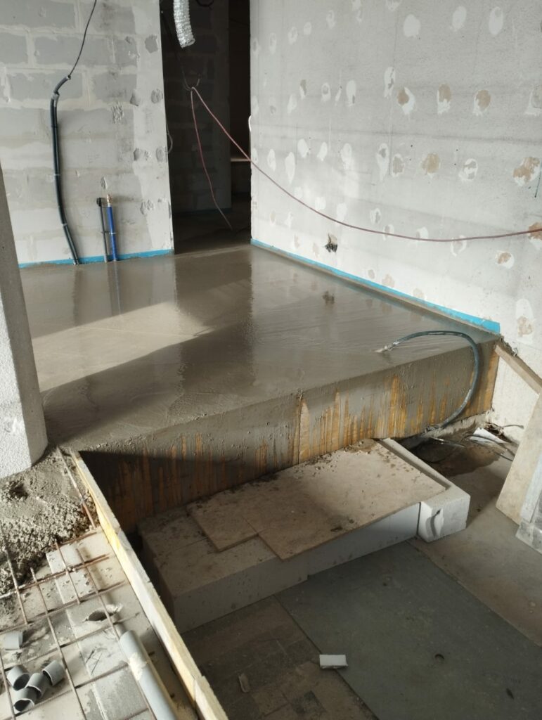 Création d’un plancher béton avec isolant technique – Hôtel Albert 1er à Nice 06000 - Structure en béton