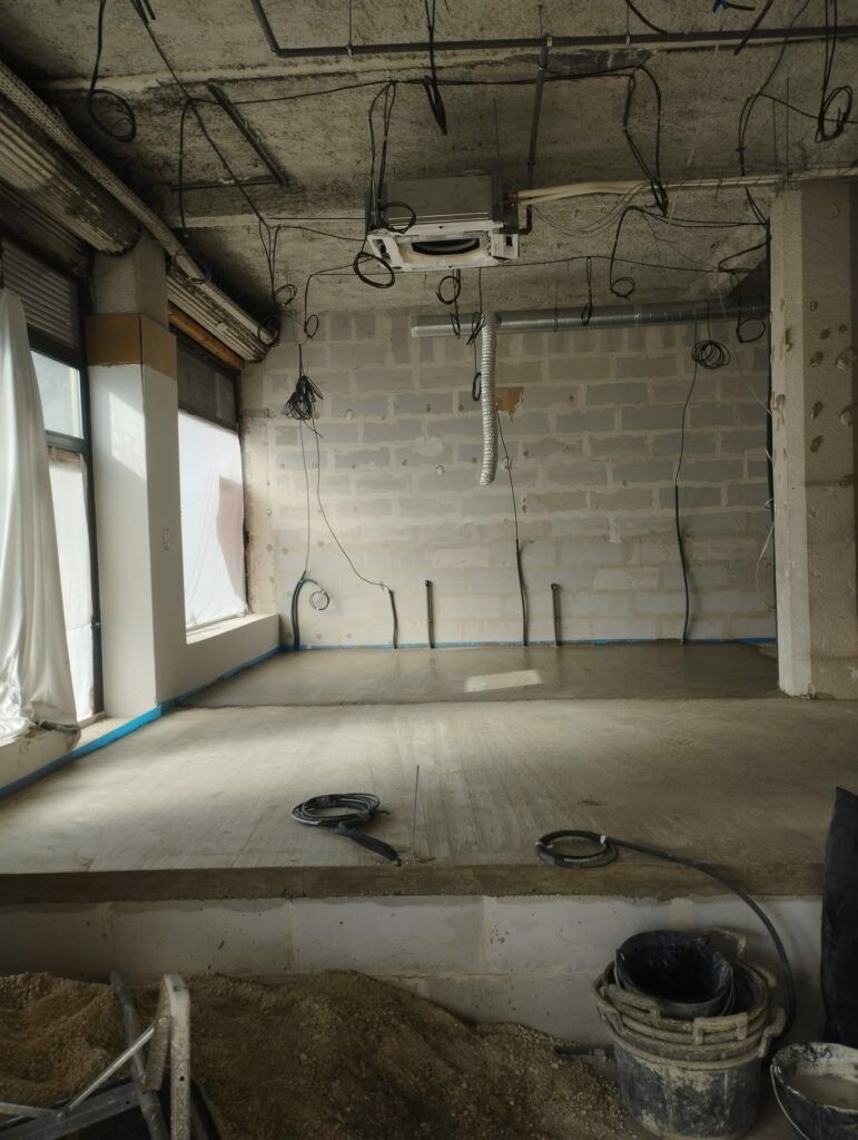 Création d’un plancher béton avec isolant technique – Hôtel Albert 1er à Nice 06000 - Structure en béton