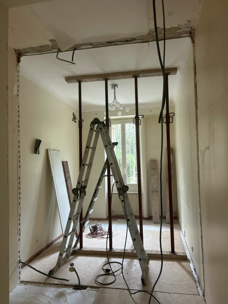 Renforcement structurel après démolition de cloisons porteuses à Cagnes sur Mer 06800 - Agrandissement d'une baie