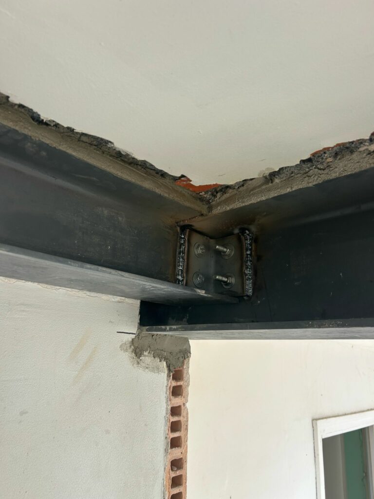 Renforcement structurel après démolition de cloisons porteuses à Cagnes sur Mer 06800 - Agrandissement d'une baie