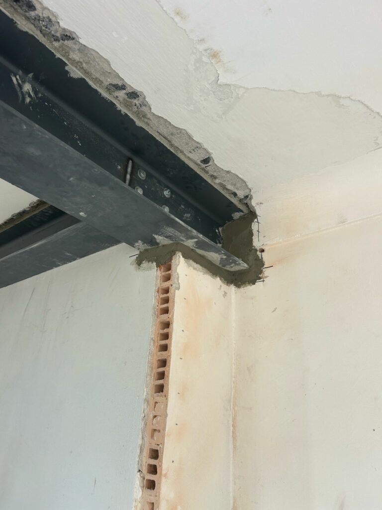 Renforcement structurel après démolition de cloisons porteuses à Cagnes sur Mer 06800 - Agrandissement d'une baie