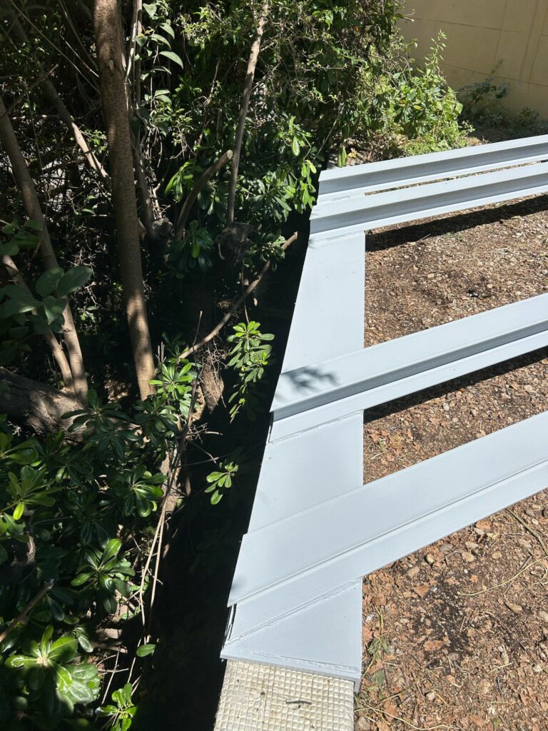 Structure de support pour unités de climatisation à Fréjus - Structure métallique