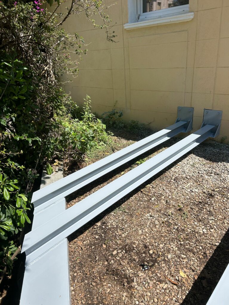 Structure de support pour unités de climatisation à Fréjus - Structure métallique