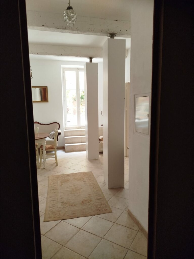 Mise en sécurité structurelle après affaissement de plancher à Saint Laurent du Var - Renforcement des poutres