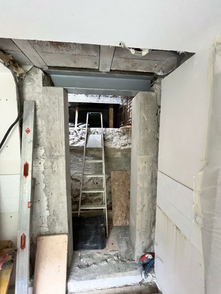 Création d’une ouverture dans mur porteur avec renfort structurel à Vallauris - Murs porteurs