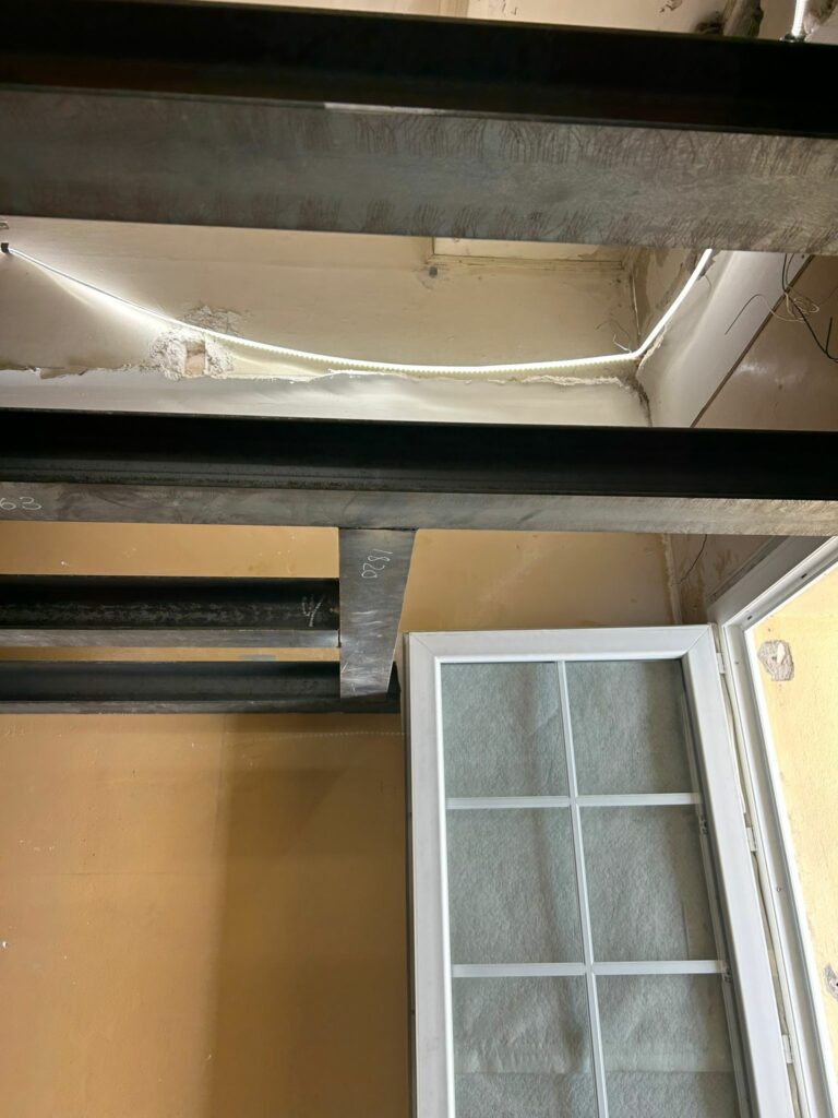 Création d’une mezzanine métallique sur mesure à Théoule-sur-Mer - Mezzanine