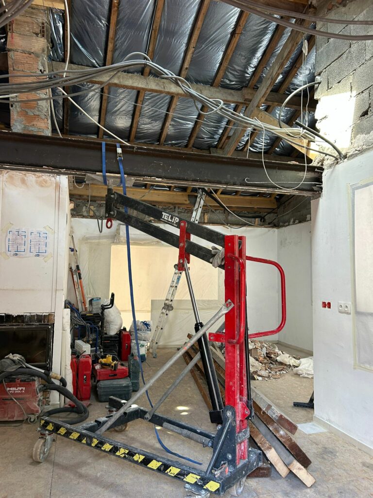 Création d'une mezzanine métallique à Antibes - Mezzanine