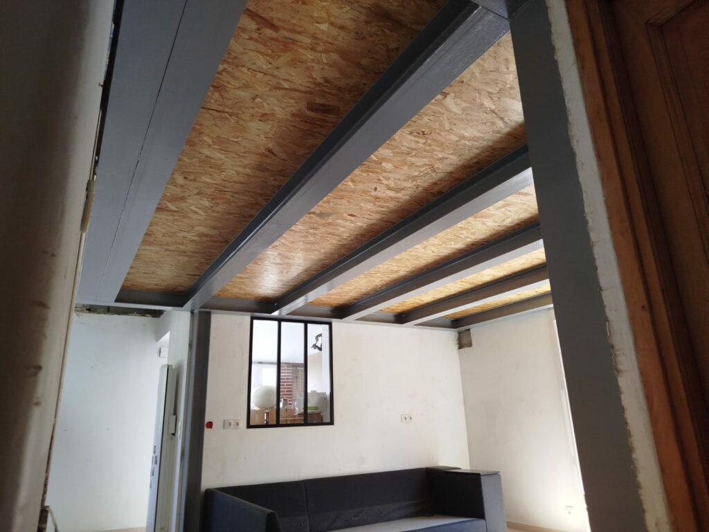 Création d'une mezzanine métallique à Antibes - Mezzanine