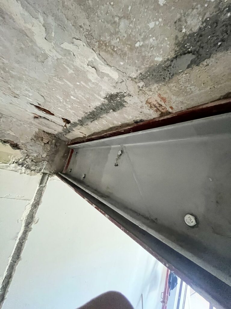 Renforcement d’un plancher à Cannes avant la dépose de cloisons semi-porteuses - Murs semi-porteur