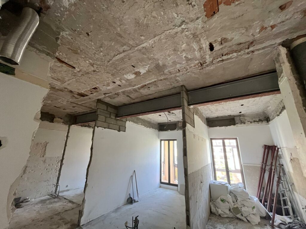 Renforcement d’un plancher à Cannes avant la dépose de cloisons semi-porteuses - Murs semi-porteur