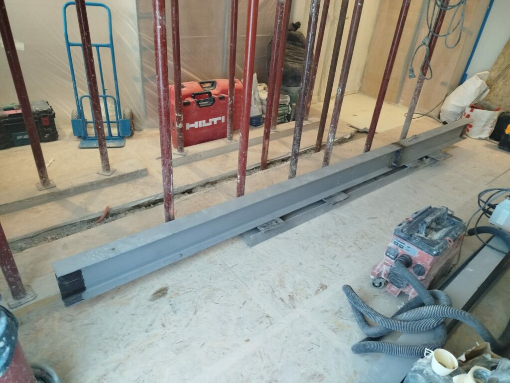 Création d’une ouverture dans un mur porteur en béton armé à Peymeinade - Démolition des Murs porteurs