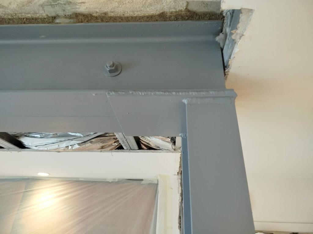 Création d’une ouverture dans un mur porteur en béton armé à Peymeinade - Démolition des Murs porteurs
