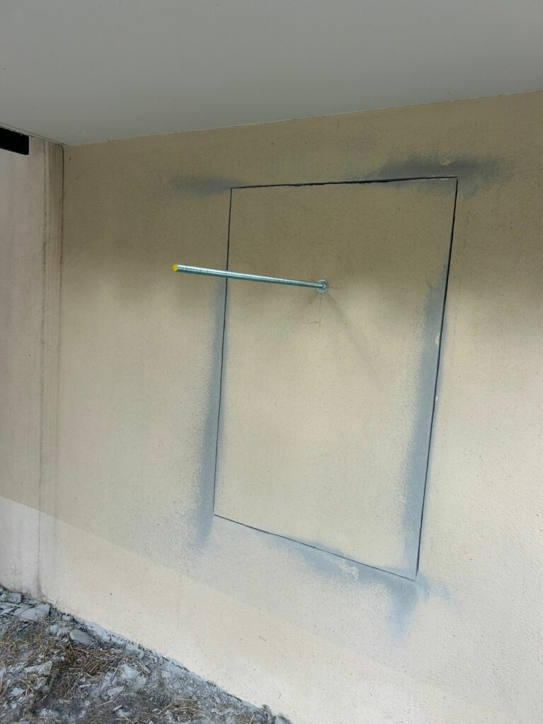 Sciage d'un mur en béton à Saint-Raphaël pour créer trois fenêtres - Agrandissement d'une baie