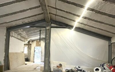 Renforcement de la charpente par structure métallique – Chantier de Mougins