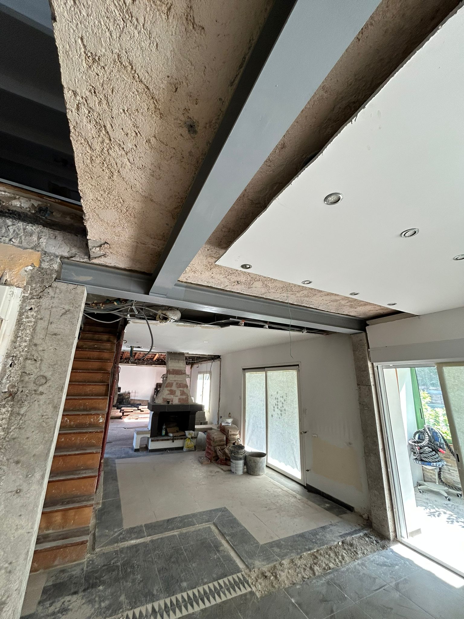 DEMOLITION_MUR_PORTEUR_RENFOCEMENT_METALLIQUE_ANTIBES_7PRINCIPAL