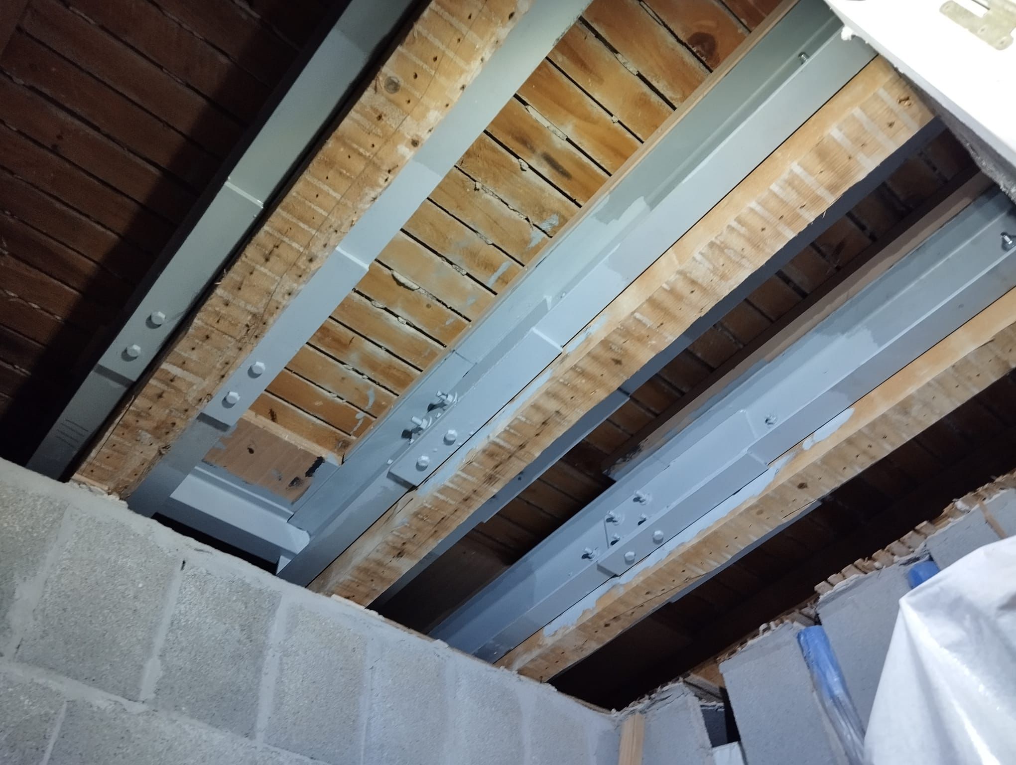 CONFORTEMENT_PLANCHER_STRUCTURE_METALLIQUE_GRASSE_08